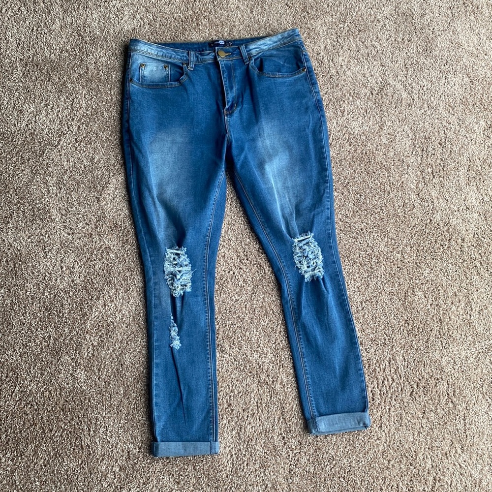 Boohoo never worn boyfriend jeans